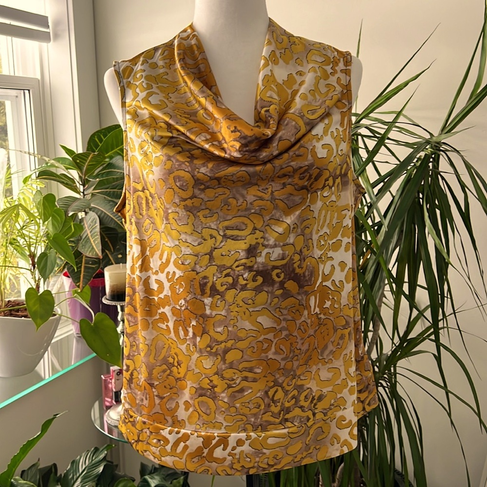 Alfani Women’s Gorgous Sleeveless Slimming Cowl Neckline XL Mustard and Brown